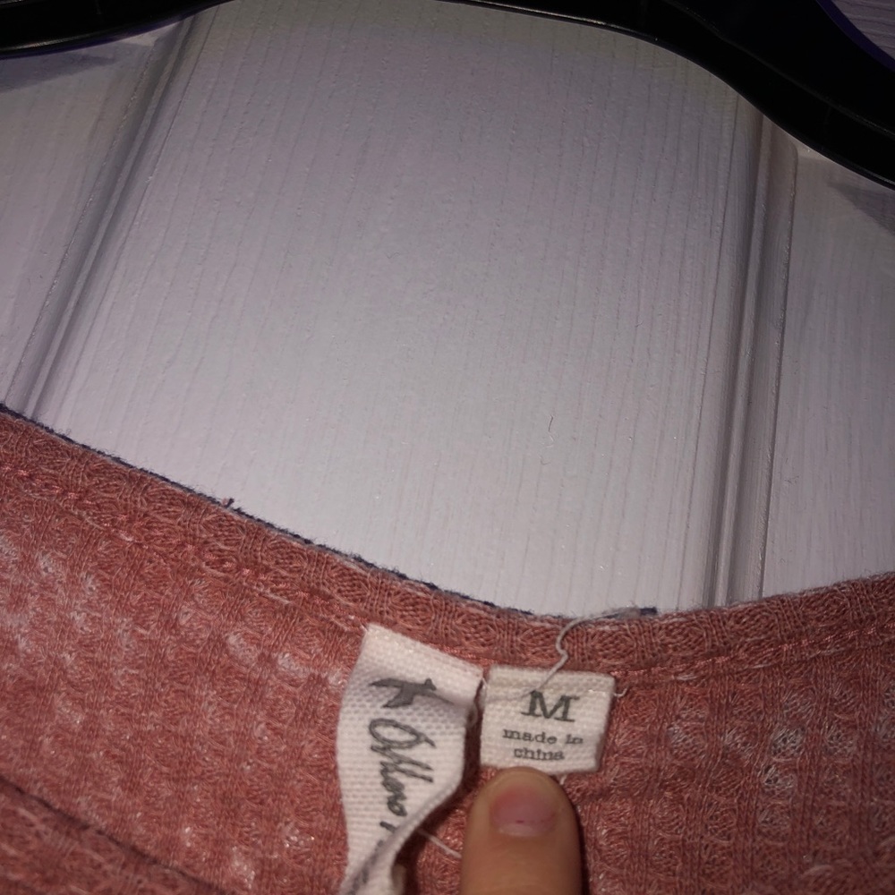 Pink Top - Picture 4 of 4